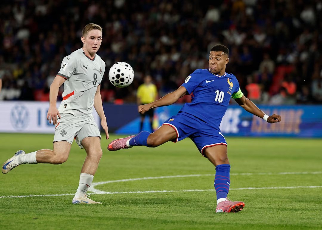 UFOOTBALL France beat Iceland 2-1 in World Cup qualifier