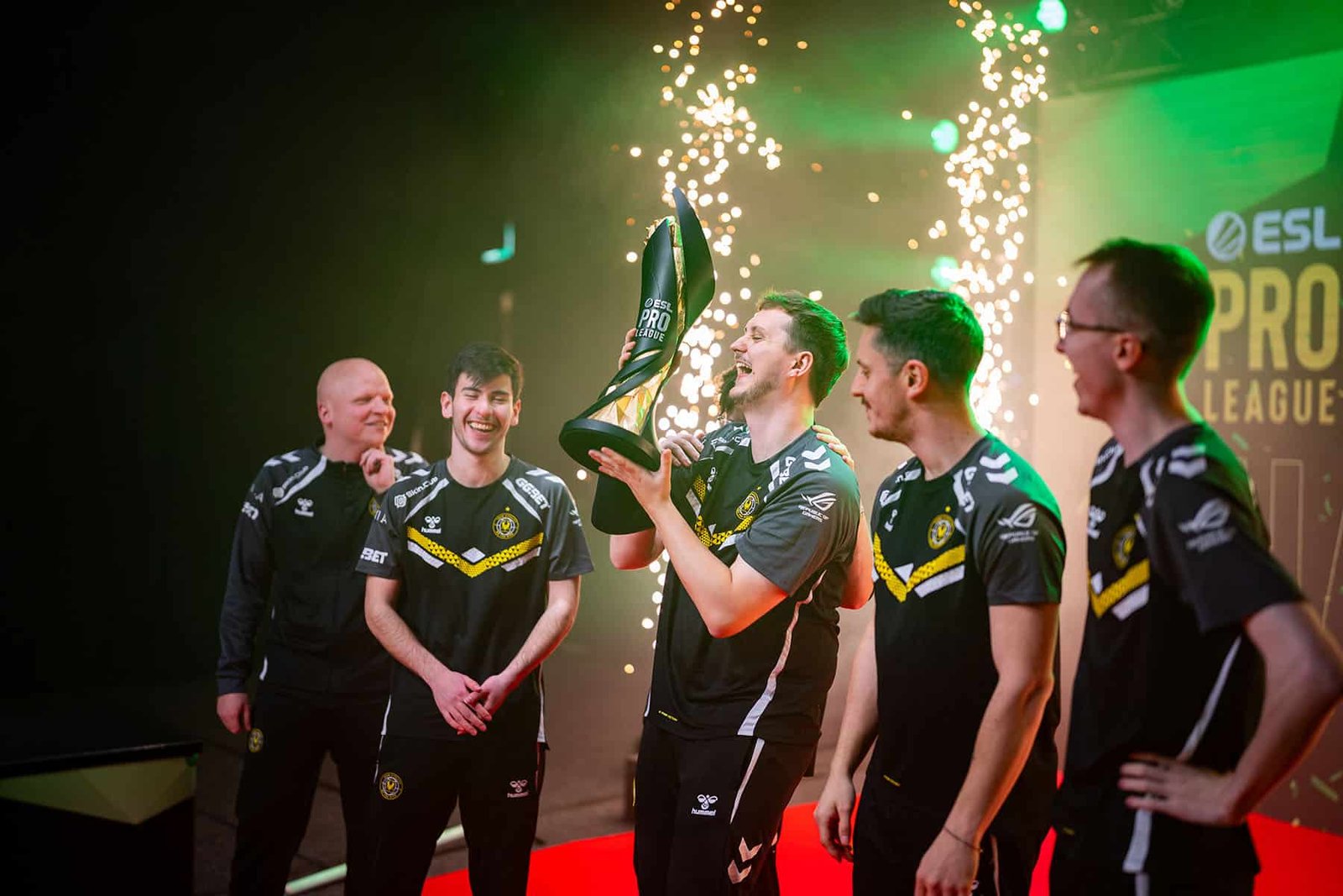 Image of Team Vitality Counter-Strike team lifting ESL Pro League trophy