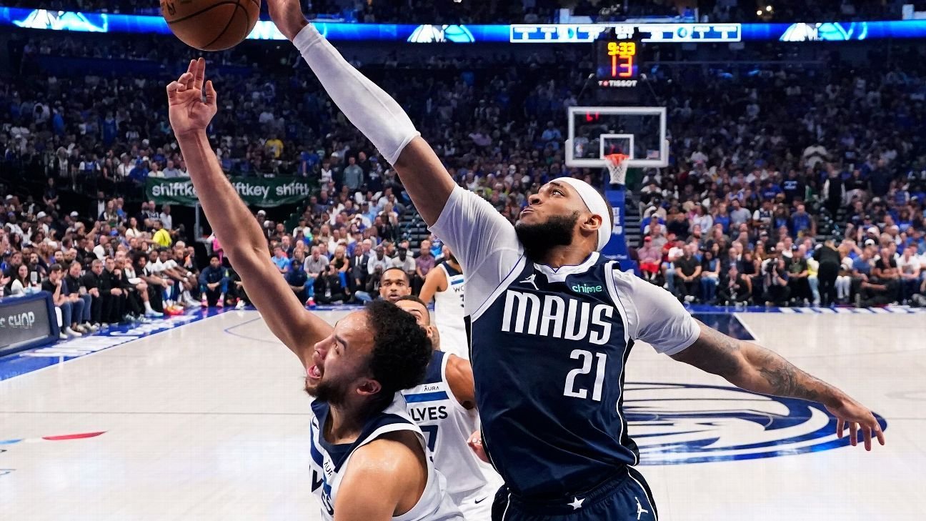 Daniel Gafford sprains ankle, to miss time for Mavericks