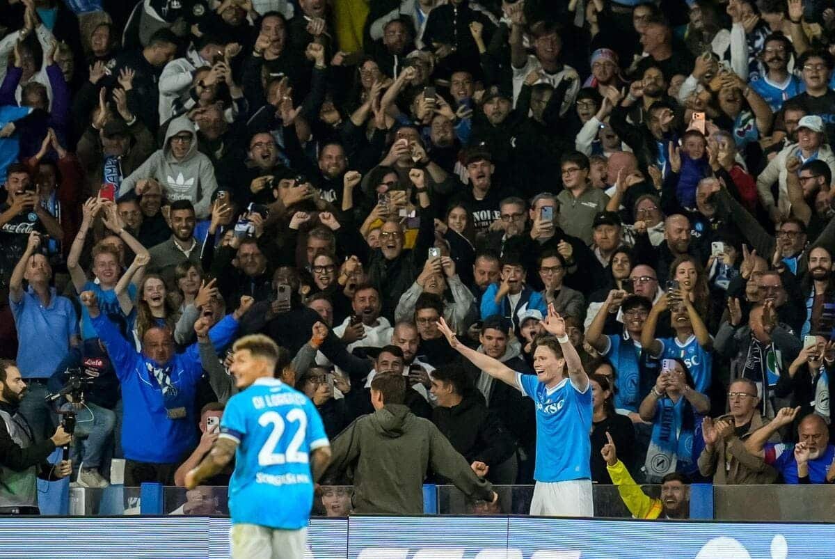 Napoli go top of Serie A, PSG and Bayern cruise to 3-0 wins