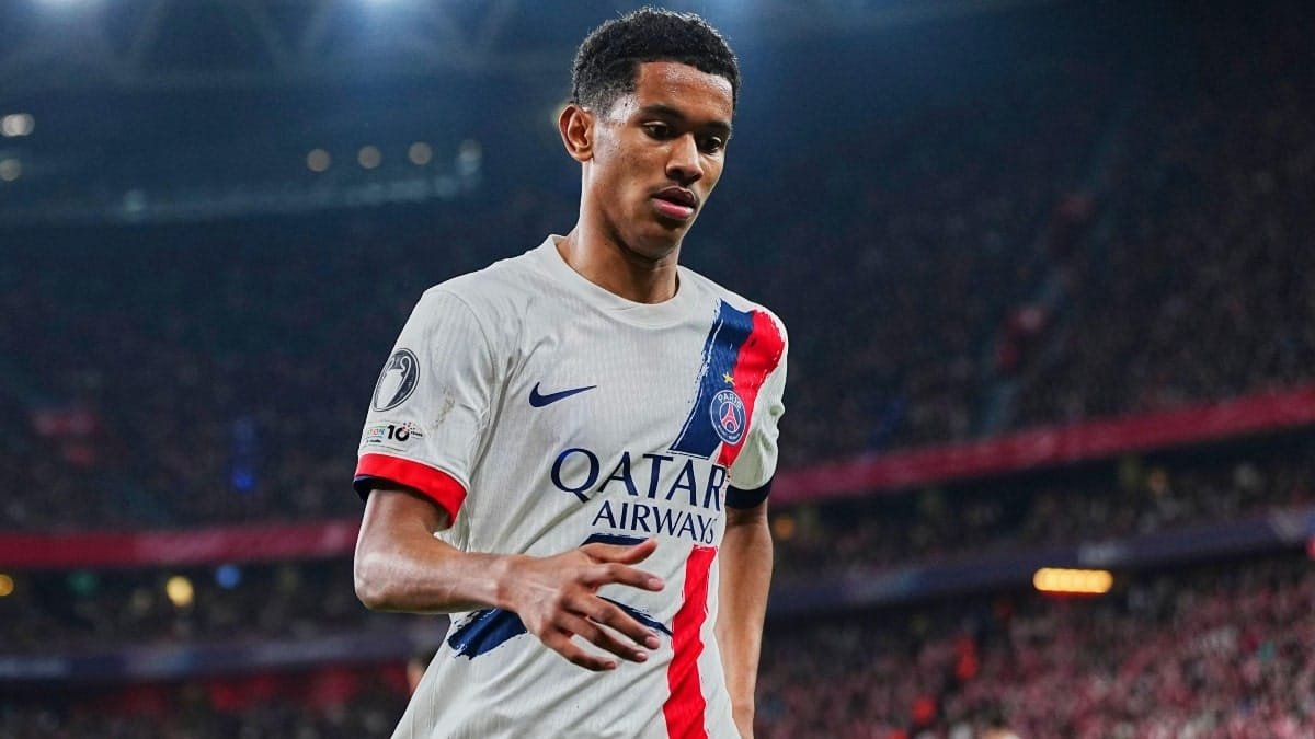 Report, result and goals as holders held in Spain