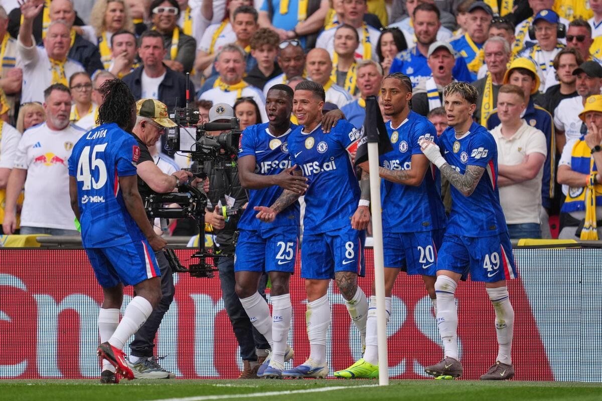 Line-ups, stats and previews as Black Cats and Blues battle for Europe