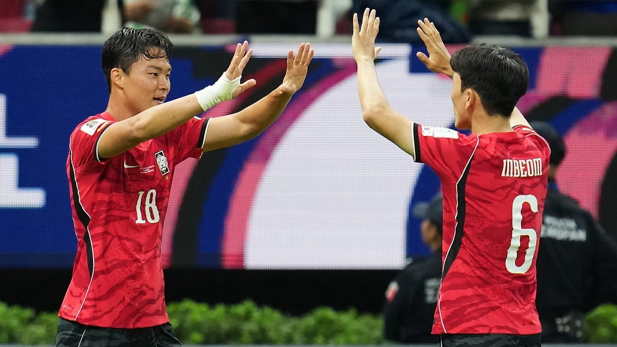 Hwang Inspires Comeback as South Korea Down Czech Republic 2-1