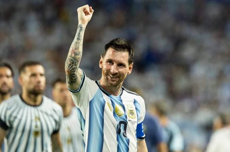 Messi Fires Argentina Into Quarters With Late Comeback, 3-2