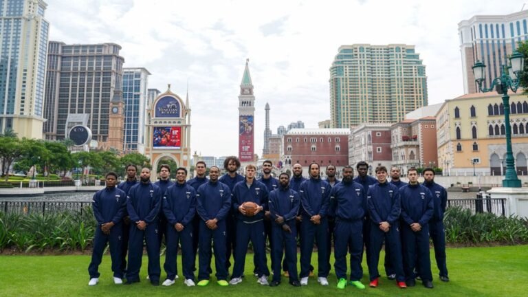 Rockets, Mavs take China: Highlights from off the courtroom